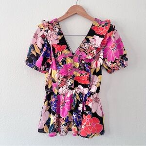 Jodifl Boutique Floral Print Ruffle Top Sz S NWT